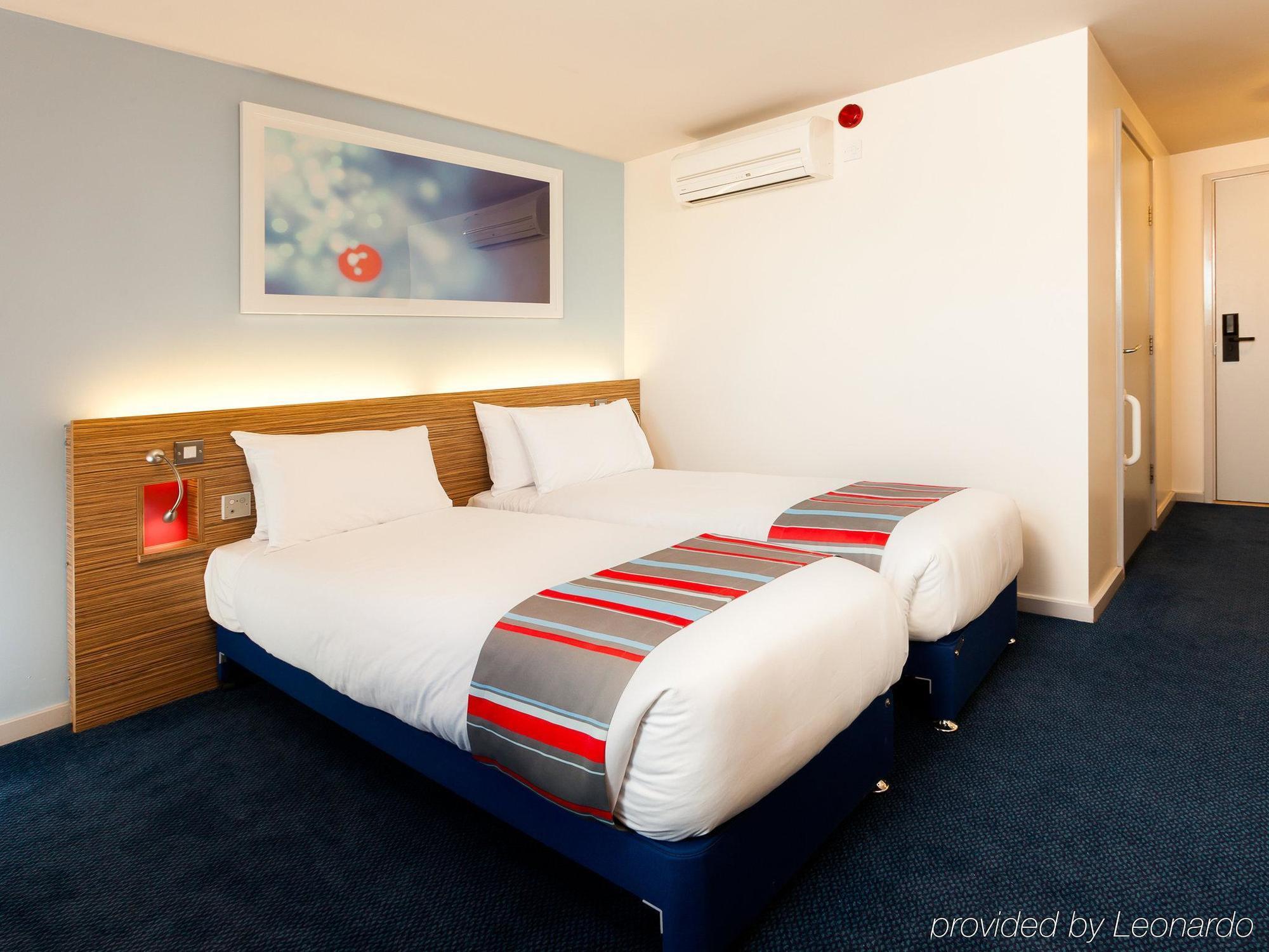 Travelodge Cameron Toll 3* EDI