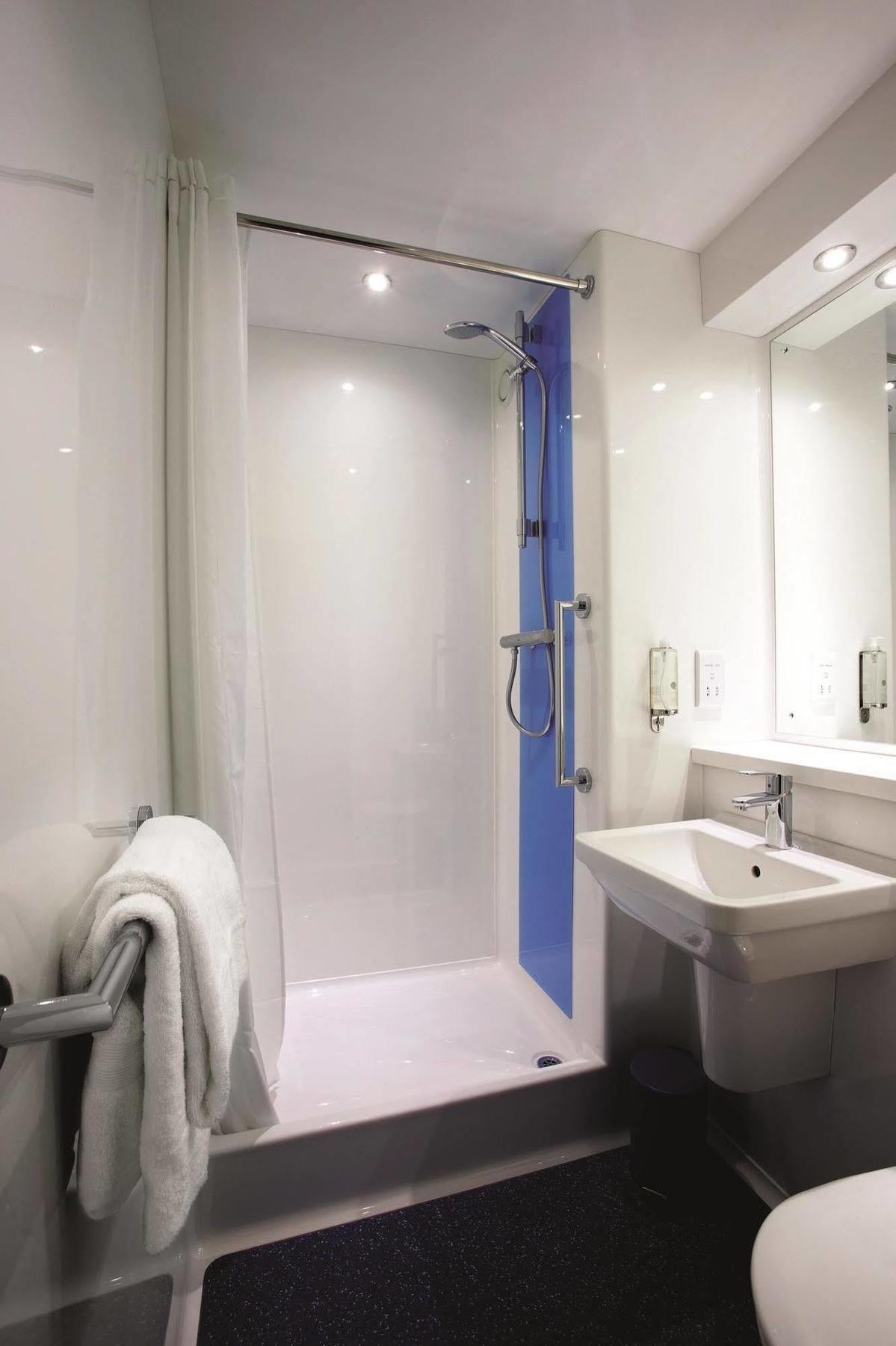 Travelodge Cameron Toll